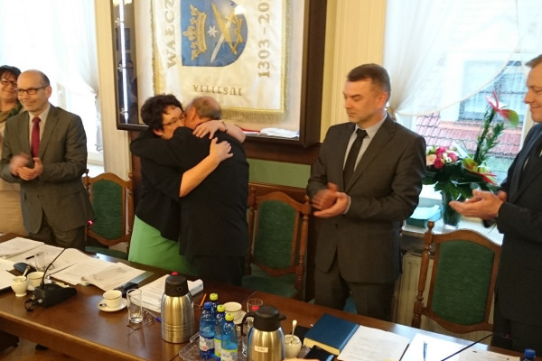 Za, ale przeciw