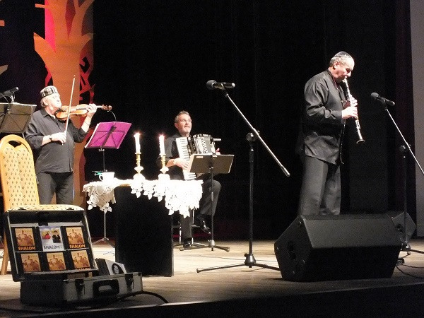 I tak oto mija czas...