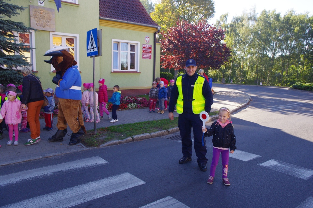Nie bądź zerem, bądź bohaterem
