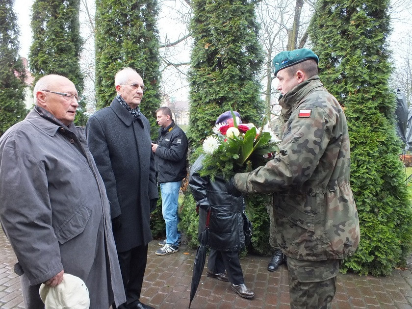 O przeszłości nie wolno zapominać
