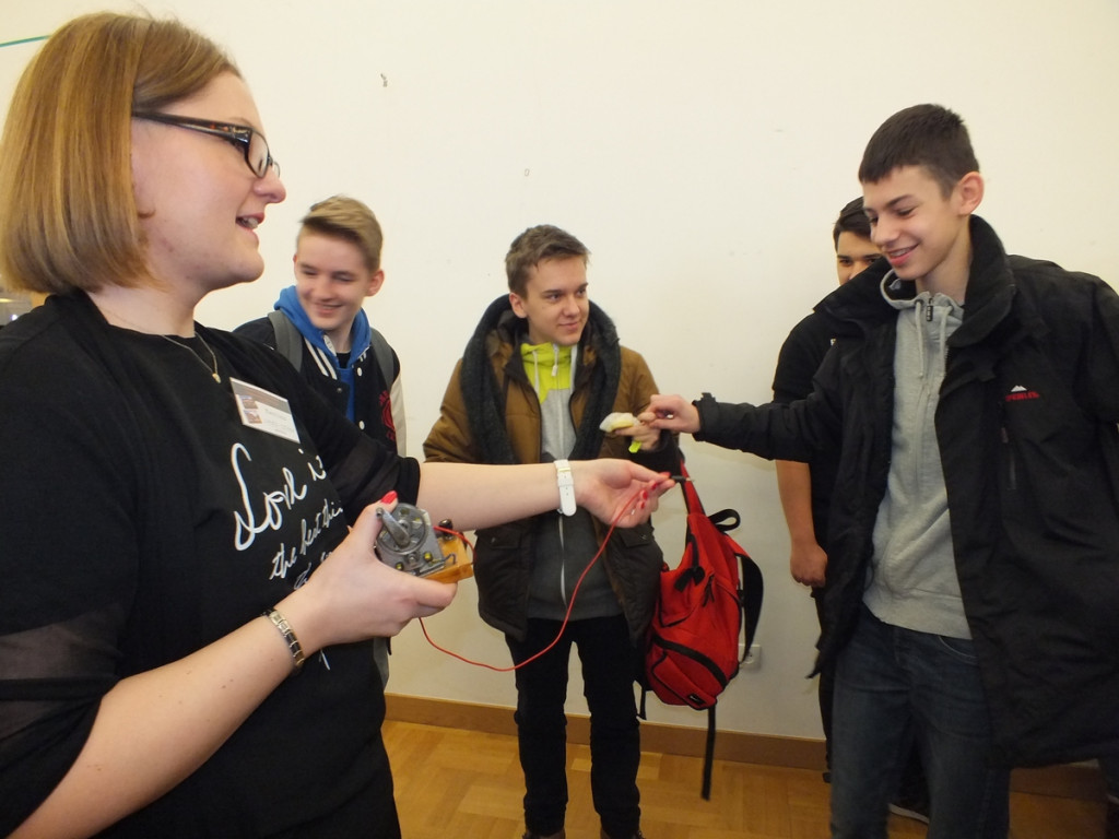 Kuszenie gimnazjalistów (galeria)