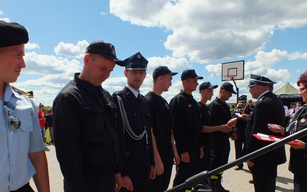 Uroczyście i sportowo