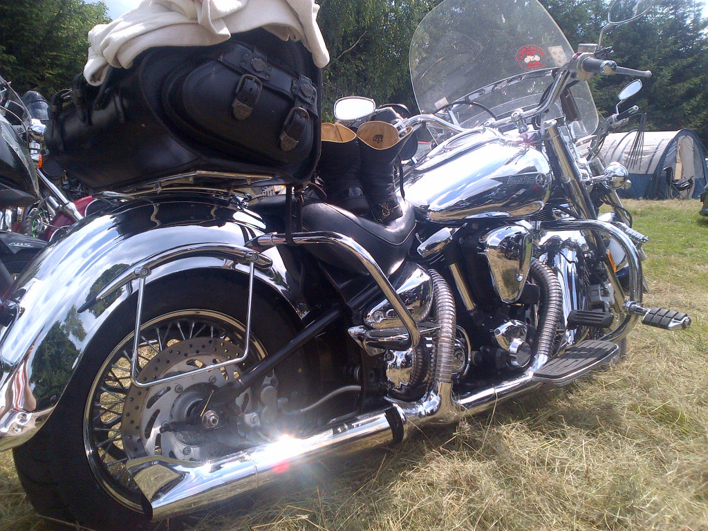 Burza, skwar i warkot