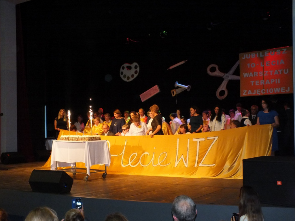 Dziesięć lat WTZ
