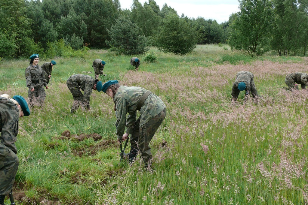 Młodzi żołnierze