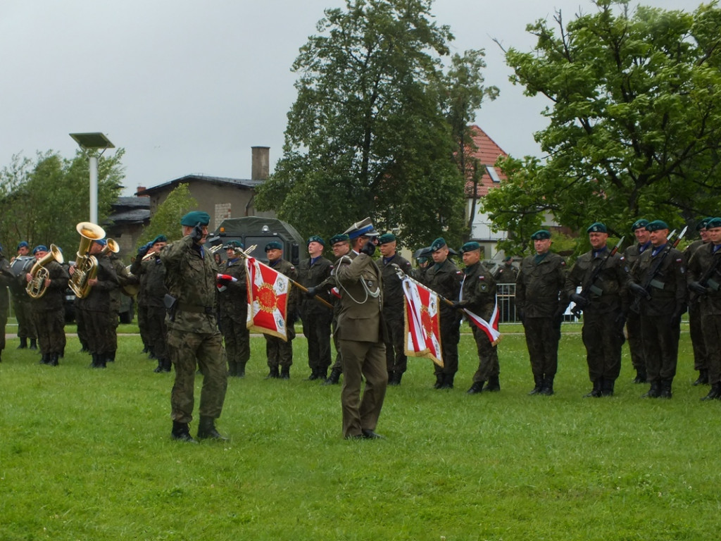 Jubileusz w strugach deszczu