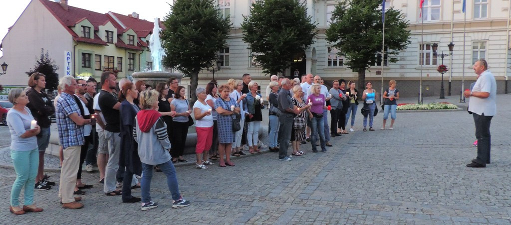 Znicze przed sądem
