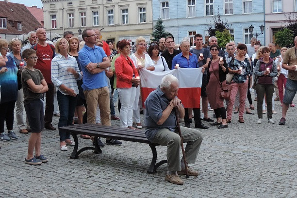 Frekwencja rośnie