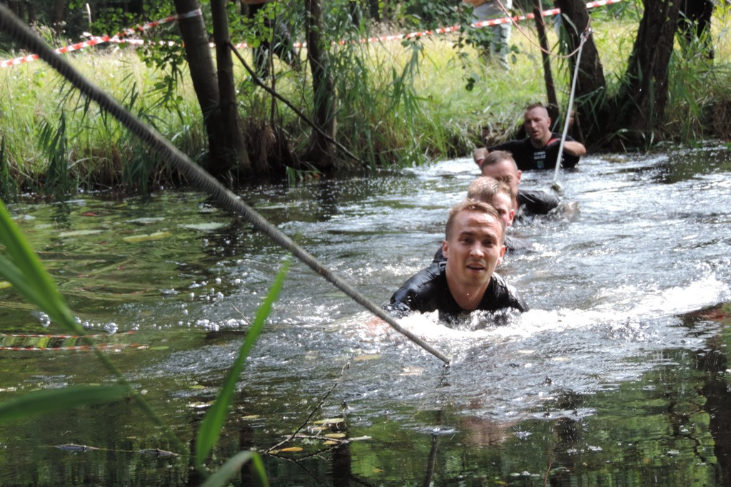 Survival przerósł oczekiwania (galeria)