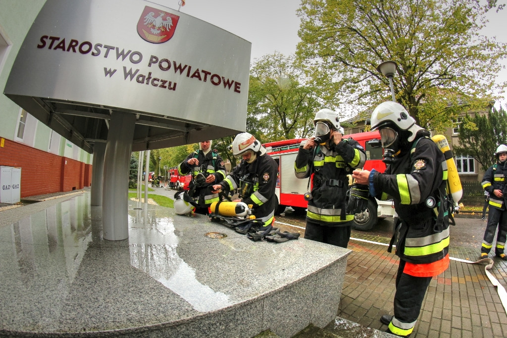 Udawany pożar (galeria)