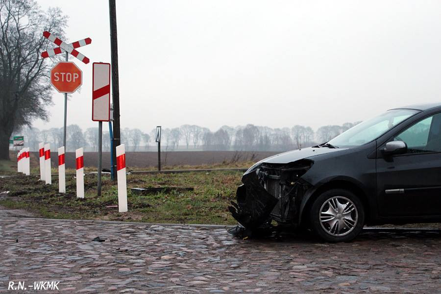 Zderzenie pociągu z osobówką