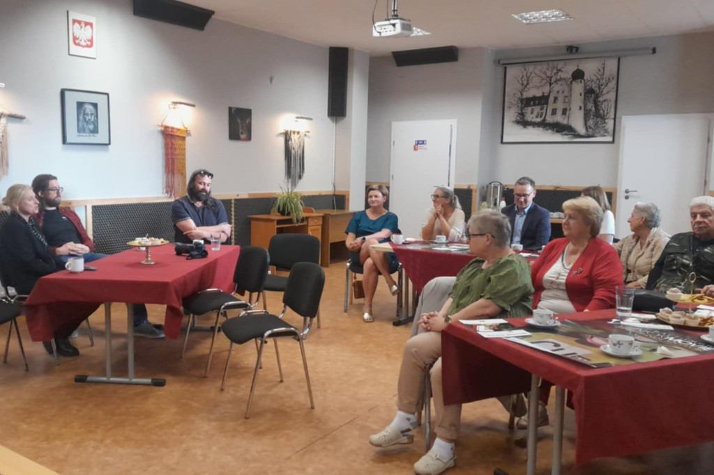 Tucznoi Seniorzy