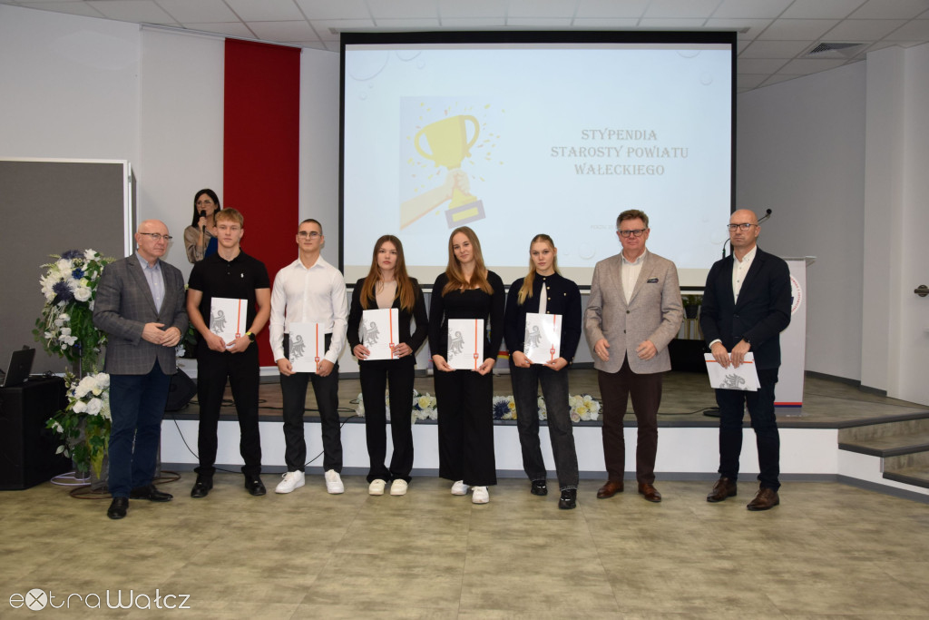 Stypendia powiat wałecki