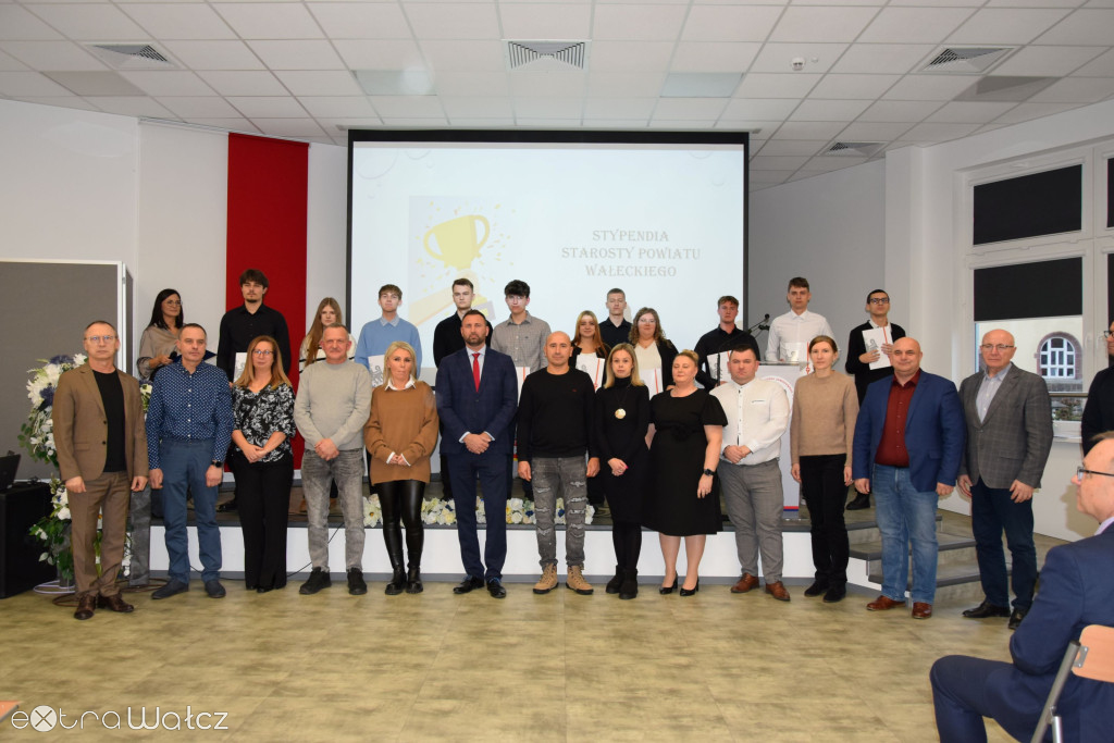 Stypendia powiat wałecki