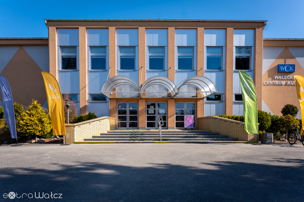 Mistrzowie Pomorza Zachodniego, wałecka szkoła zwycięża