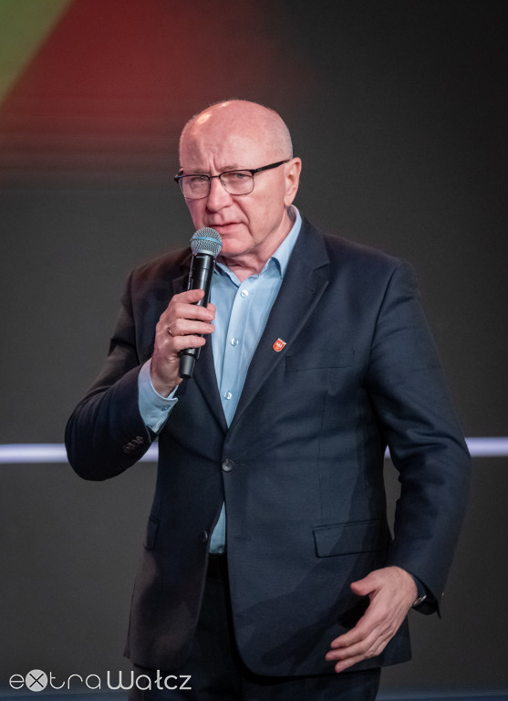 Mistrzowie Pomorza Zachodniego, wałecka szkoła zwycięża