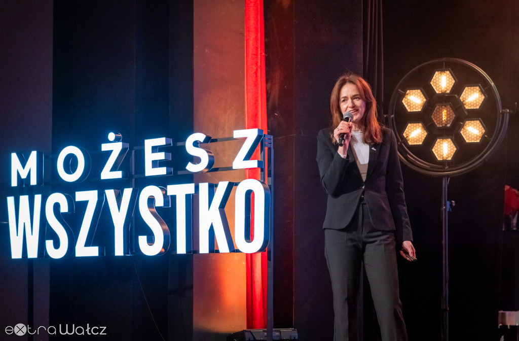 Mistrzowie Pomorza Zachodniego, wałecka szkoła zwycięża