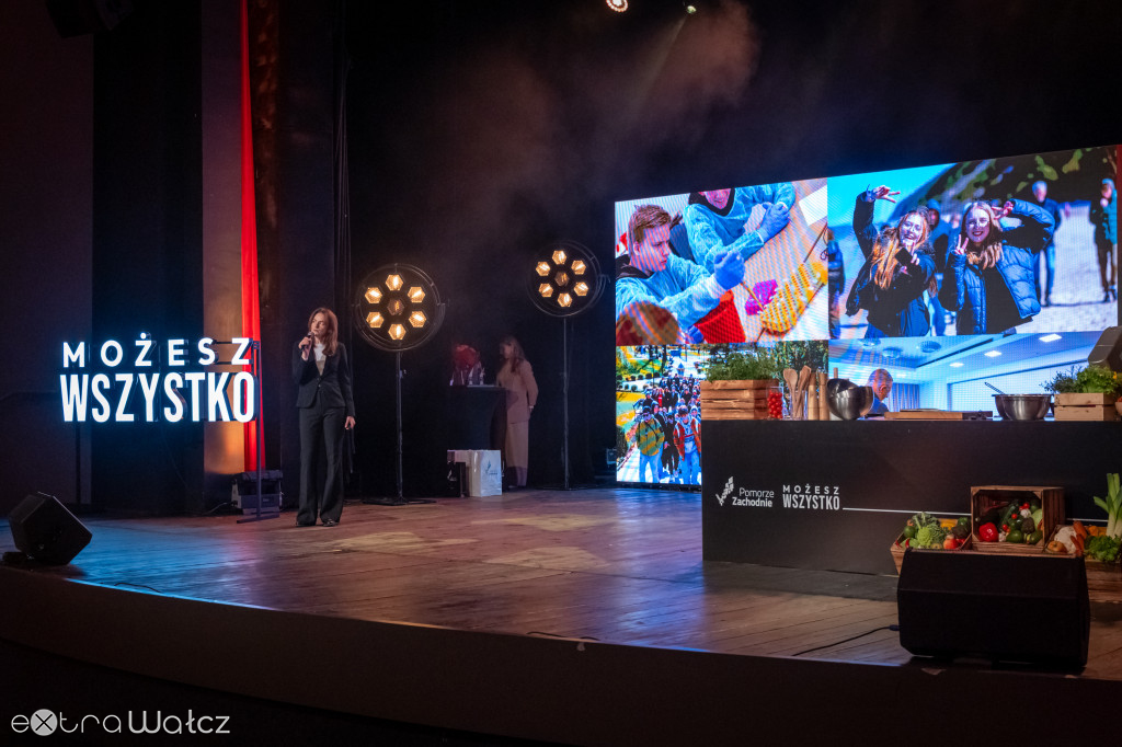 Mistrzowie Pomorza Zachodniego, wałecka szkoła zwycięża