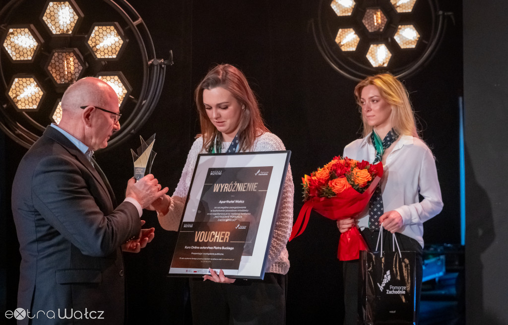 Mistrzowie Pomorza Zachodniego, wałecka szkoła zwycięża