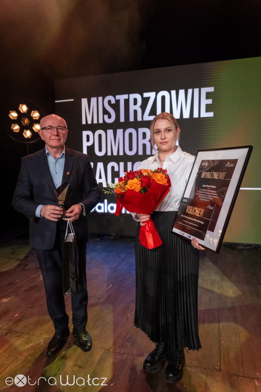 Mistrzowie Pomorza Zachodniego, wałecka szkoła zwycięża