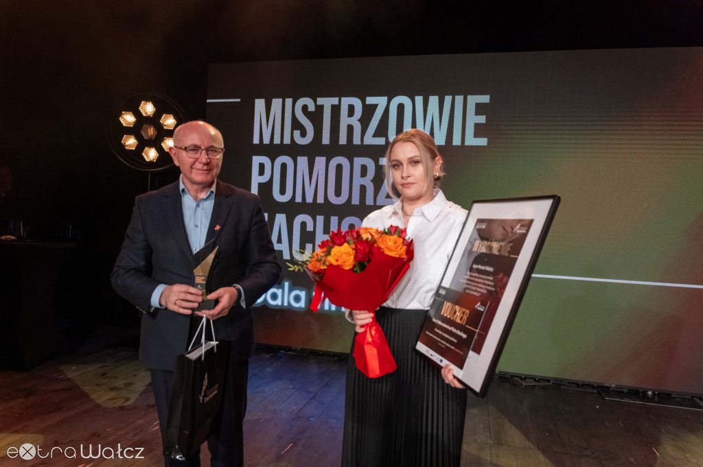 Mistrzowie Pomorza Zachodniego, wałecka szkoła zwycięża