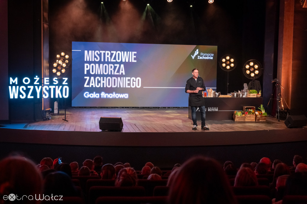 Mistrzowie Pomorza Zachodniego, wałecka szkoła zwycięża