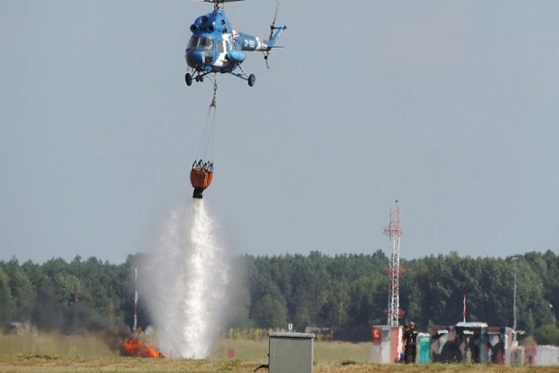 Szaleństwo na mirosławieckim niebie