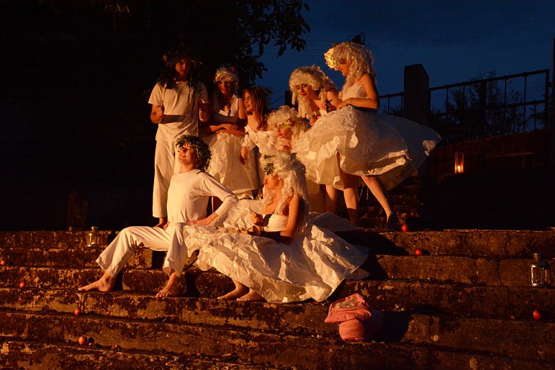 Jak w teatrze elżbietańskim