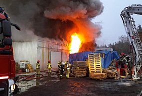Pożar Tartaku w Tucznie-6708