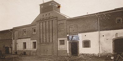 Górnica - Gmina Wałcz. Zapomniane Korzenie Mistrza Bauhausu. Ciekawostka-13350