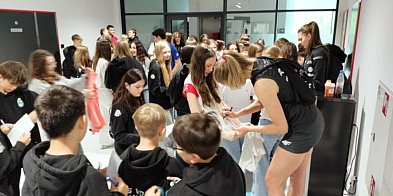 Wyjątkowe spotkanie młodych talentów z Reprezentacją Polski w Wałczu!-13445