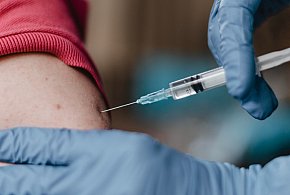 Nowa metoda oszustów. Tak próbują „oskubać” seniorów-14224