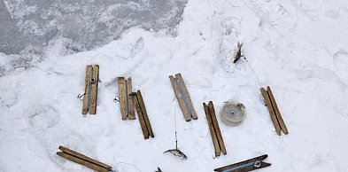 Nielegalny połów na jeziorze Nerka. Kłusownicy w rękach policji