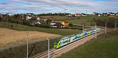 Nowy rozkład jazdy PKP-15027