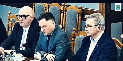 Komunikacyjny "Zygzak" w Wałczu. Radny pyta o sens i koszty zmian.