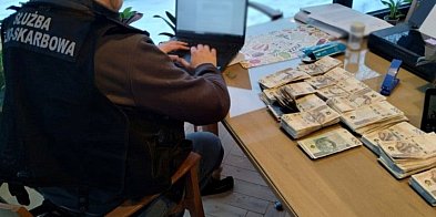 Koniec wielkiej loterii influencerów. KAS i CBŚP