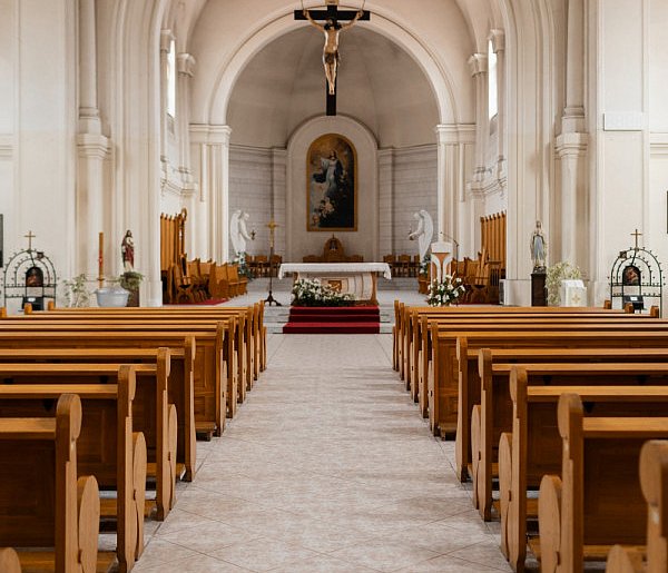 Miliony na Kościół w 2026 roku. Państwo co roku dokłada do duchownych-15220