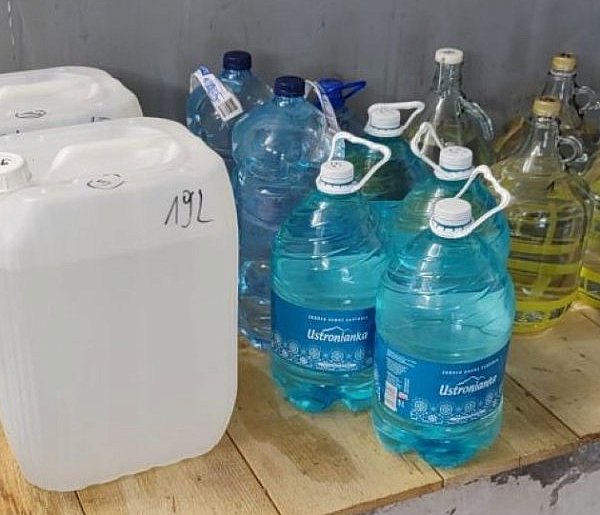 Likwidacja bimbrowni pod Drawskiem. Setki litrów w rękach KAS