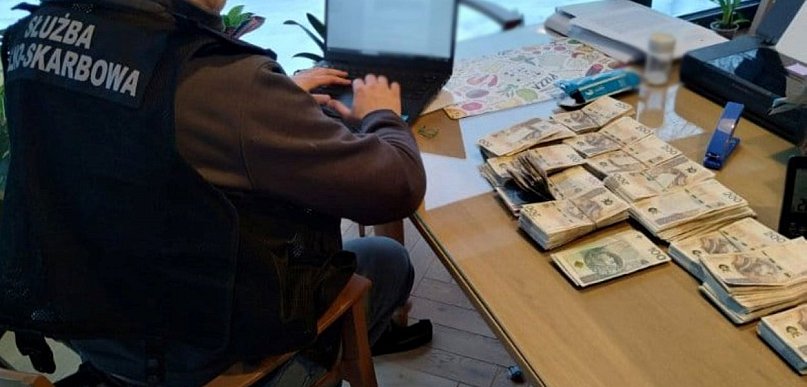 Koniec wielkiej loterii influencerów. KAS i CBŚP zatrzymały 10 osób