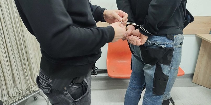 Ukradł skrzynki po nabiale grozi mu 12 lat - 15232