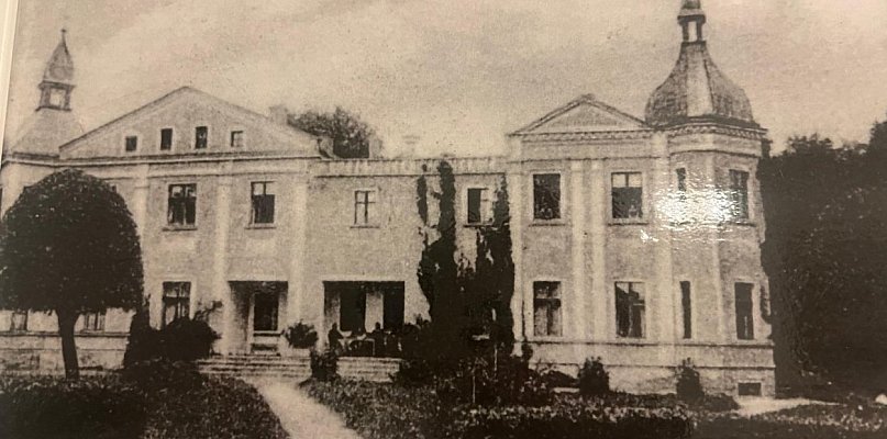 Perła w pobliżu Wałcza, co  odzyskała blask. Poznajcie tajemnice Pałacu w Wiesiółc - 15307